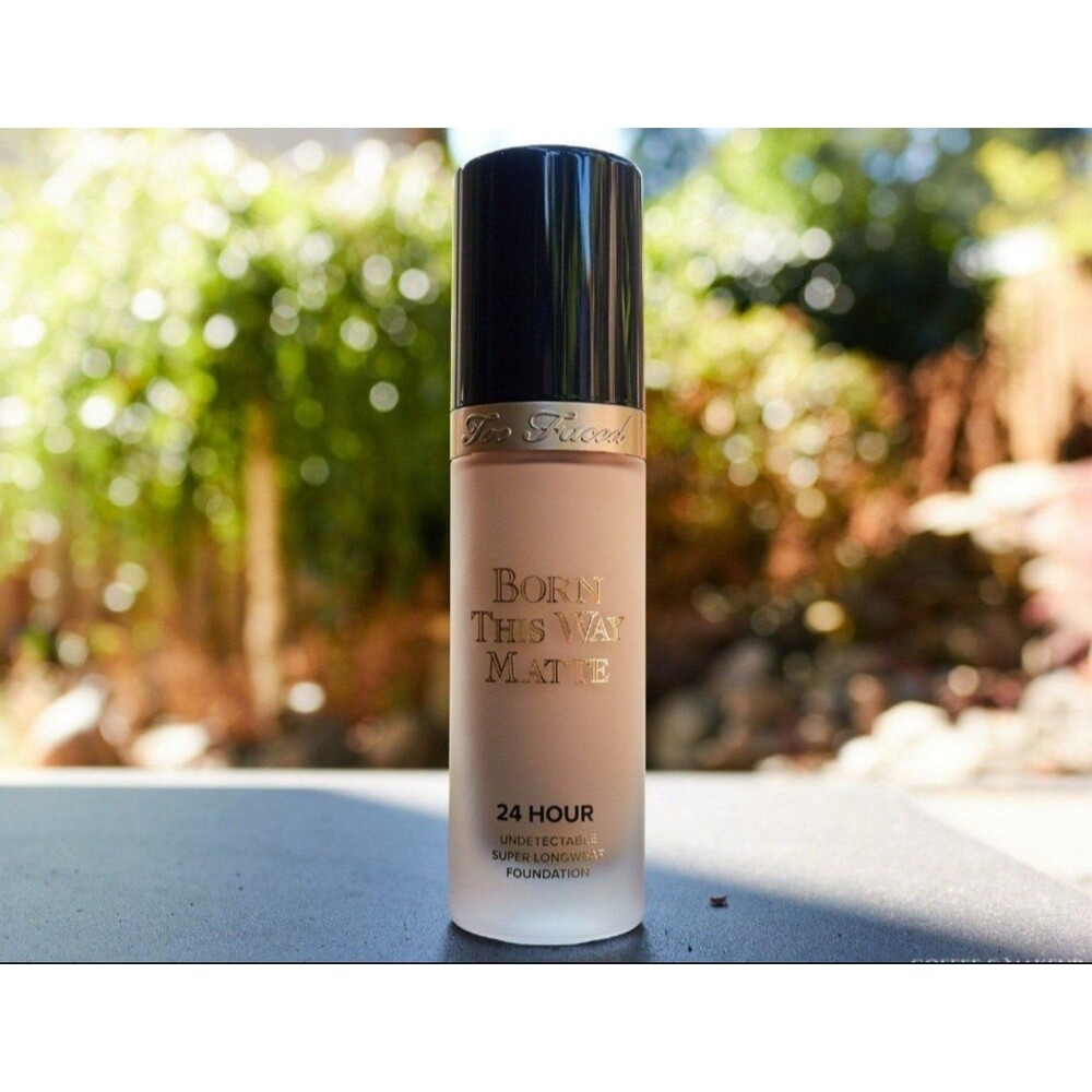 Too faced Born This Way Foundation Maple